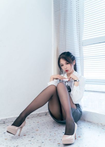 你比星光更美丽完整版