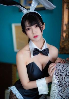 美丽的小蜜蜂1